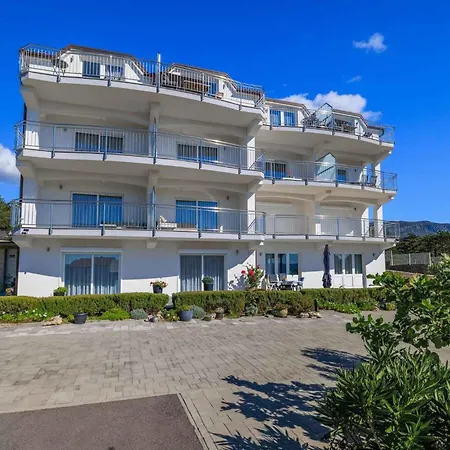 Lejlighed With A - C In 55031